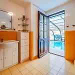 Cozy In With Sauna Nyaraló